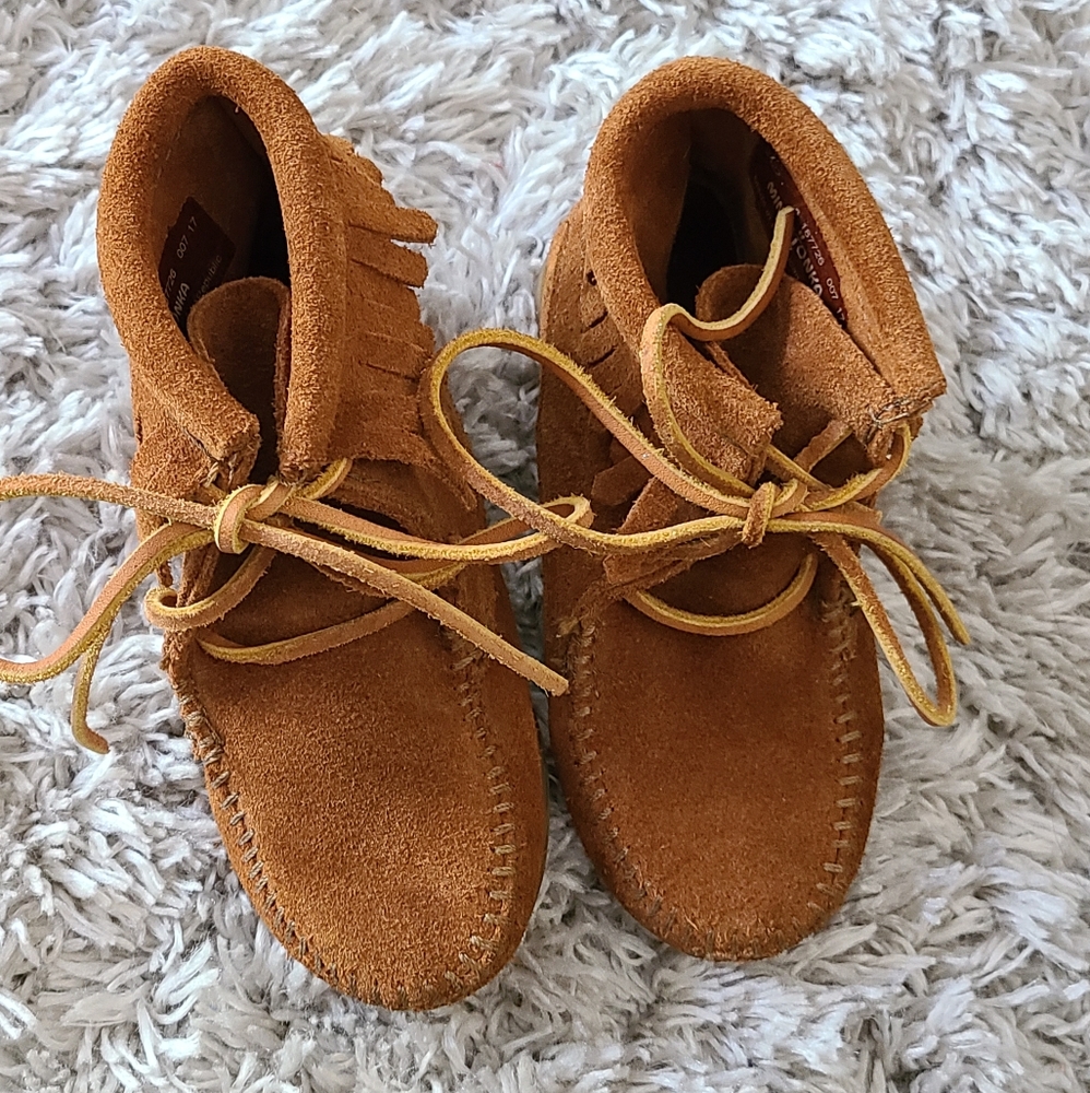 Fringe Boots